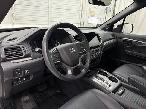 Used 2023 Honda Passport EX-L image 13