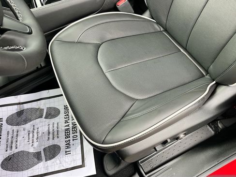 New 2027 Chrysler Pacifica Touring Plus FWD image 19