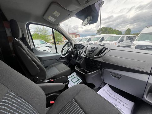 Used 2019 Ford Transit 250 130 Low Roof w/ Exterior Upgrade Package RWD image 23