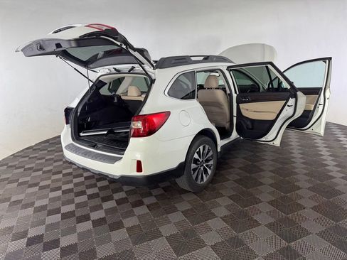 Used 2015 Subaru Outback 2.5i Limited AWD/4WD image 15