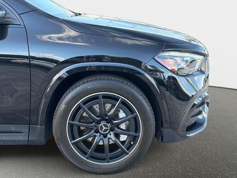 Used 2025 Mercedes-Benz GLA 35 AMG 4MATIC image 12