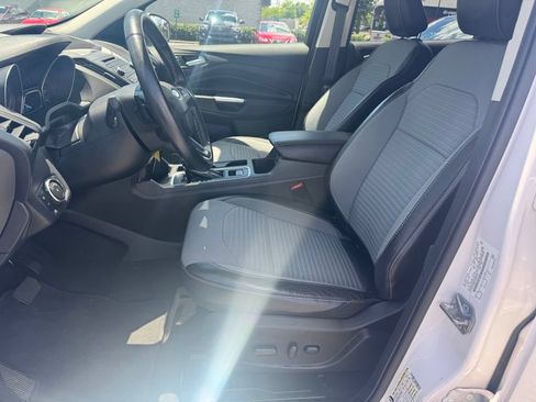 Used 2018 Ford Escape SE w/ SE Sport Appearance Package AWD/4WD image 14