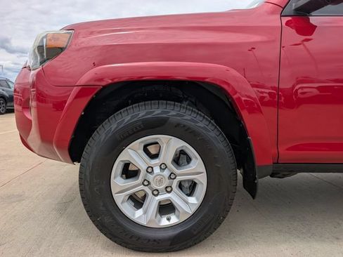 Used 2017 Toyota 4Runner SR5 Premium AWD/4WD image 8
