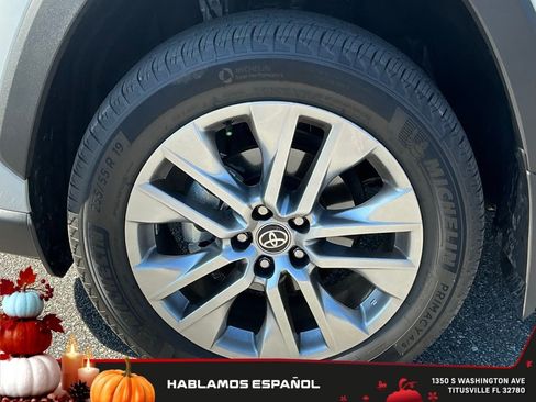 Used 2024 Toyota RAV4 XLE Premium image 24