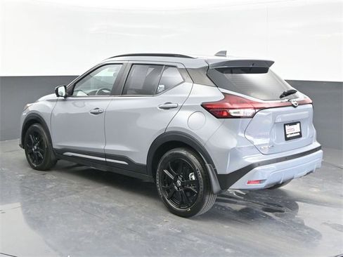 Certified 2024 Nissan Kicks SR w/ SR Premium Package image 3