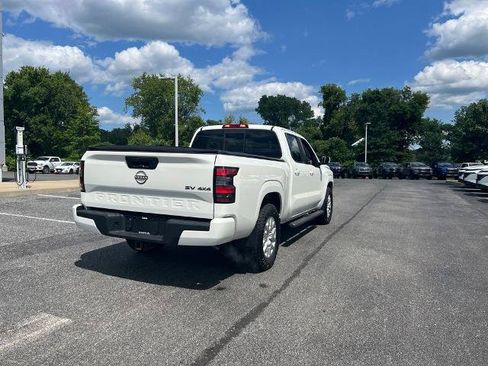 Certified 2022 Nissan Frontier SV AWD/4WD image 14