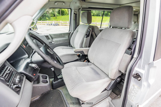 Used 2002 Volkswagen Eurovan MV FWD image 25