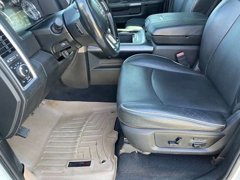 Used 2018 RAM 3500 Laramie Longhorn image 19