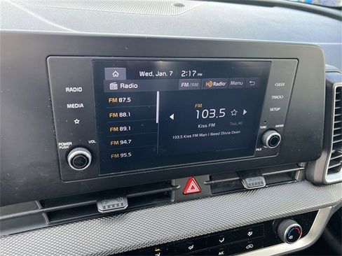 Used 2023 Kia Sportage LX image 12