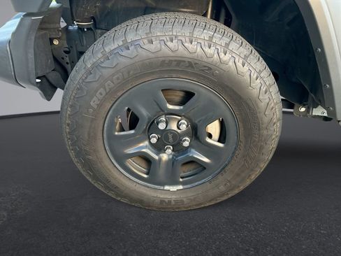 Used 2024 Jeep Wrangler Unlimited Sport AWD/4WD image 10