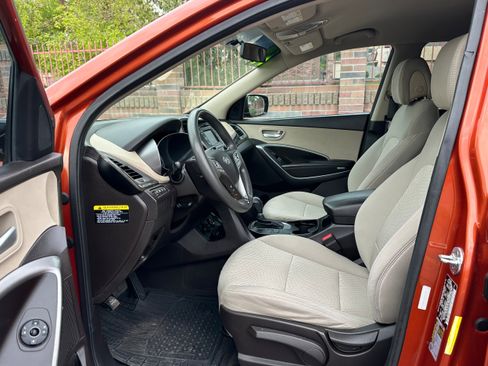 Used 2017 Hyundai Santa Fe Sport image 6