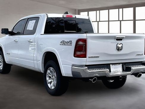 Used 2022 RAM 1500 Laramie w/ Off Road Group AWD/4WD image 4