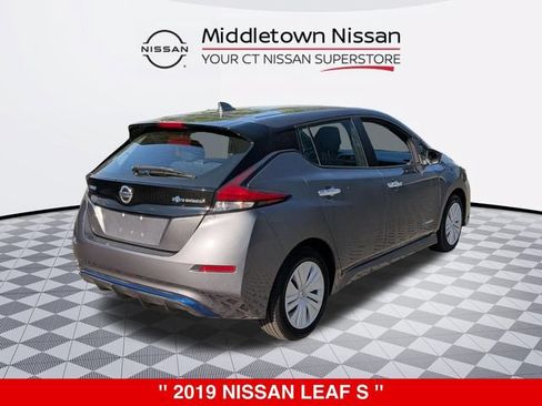 Used 2019 Nissan Leaf S w/ S Charge Package FWD image 3