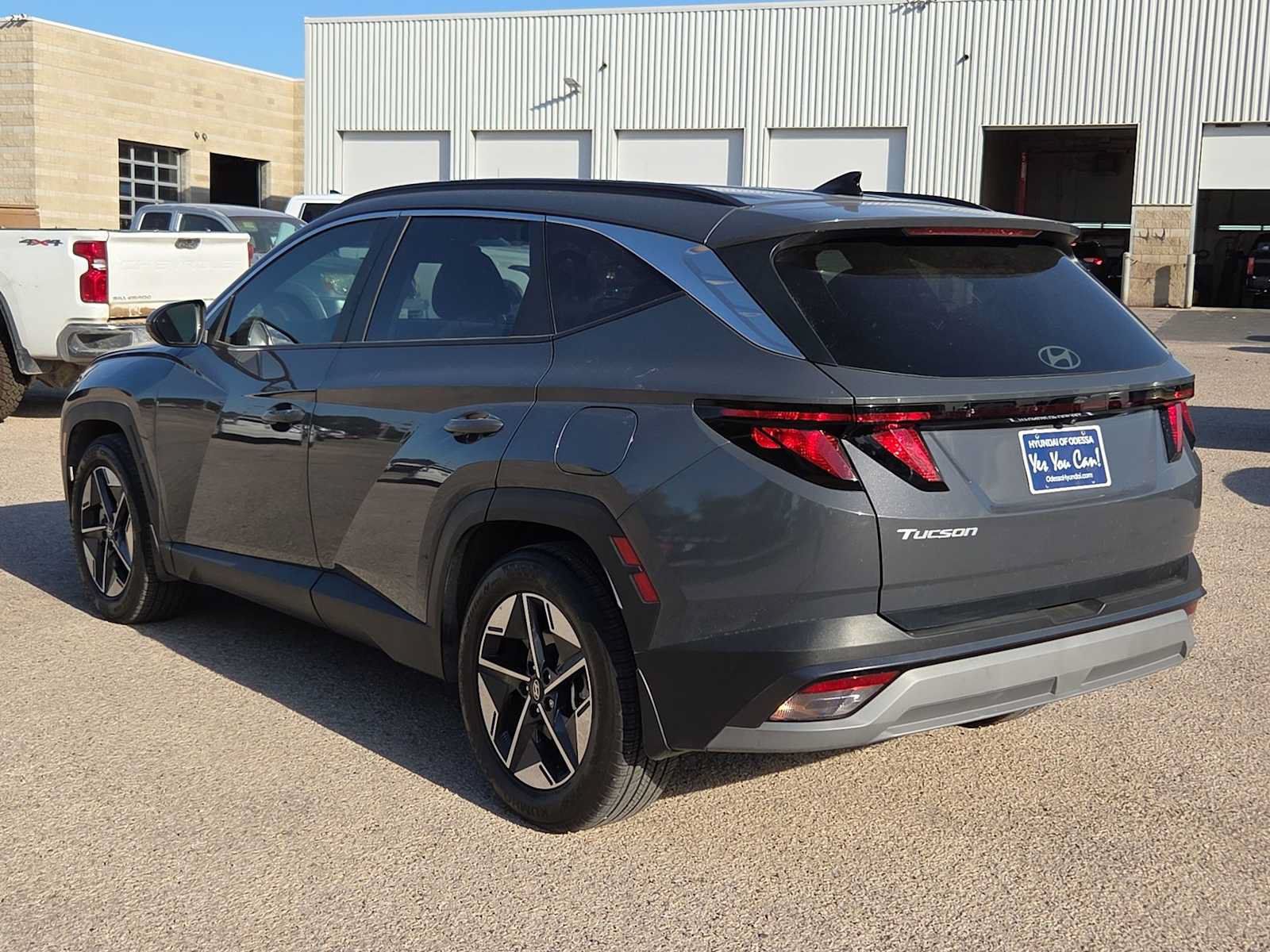 Used 2025 Hyundai Tucson SEL FWD image 6