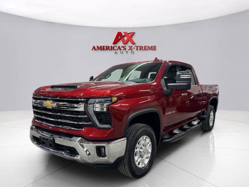 Used 2026 Chevrolet Silverado 2500 LTZ AWD/4WD image 2