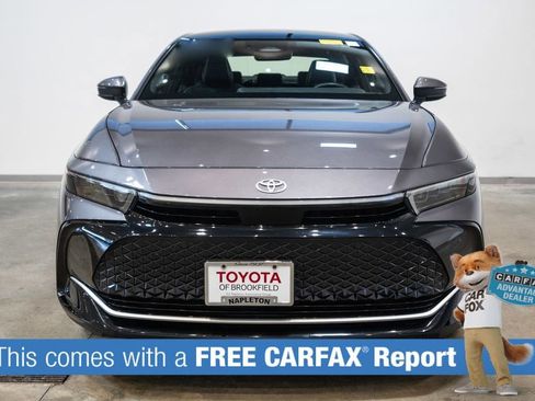 Certified 2024 Toyota Crown Limited image 2