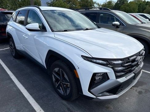 Used 2025 Hyundai Tucson SEL AWD/4WD image 2