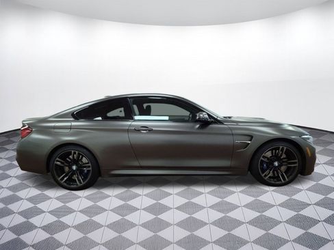 Used 2020 BMW M4 Coupe w/ Executive Package image 7