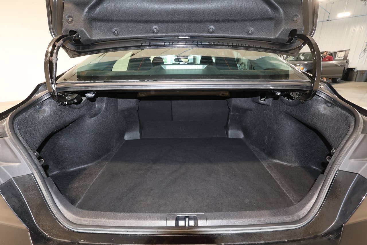 Used 2025 Toyota Camry LE FWD image 24