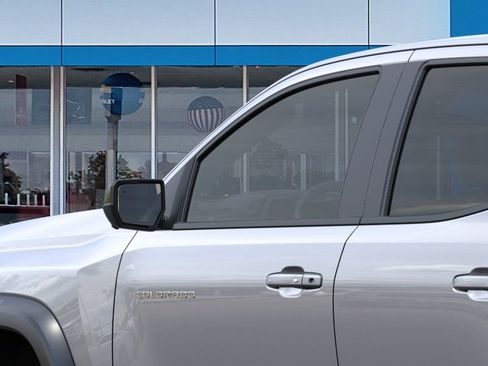 New 2026 Chevrolet Colorado ZR2 w/ Technology Package AWD/4WD image 12