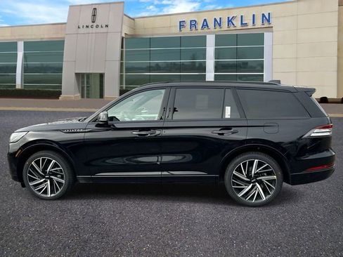 New 2026 Lincoln Aviator Black Label w/ Jet Appearance Package AWD/4WD image 4