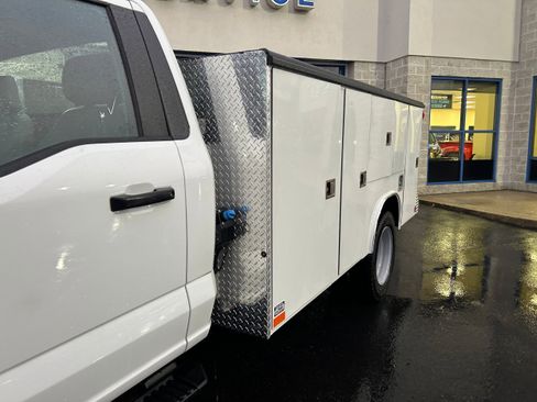 New 2026 Ford F550 4x4 Regular Cab Super Duty image 21