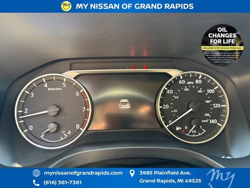 Used 2023 Nissan Rogue SV AWD/4WD image 19