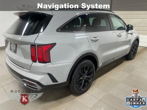 Used 2023 Kia Sorento SX image 7