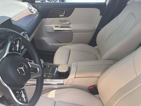 Used 2021 Mercedes-Benz GLA 250 image 8