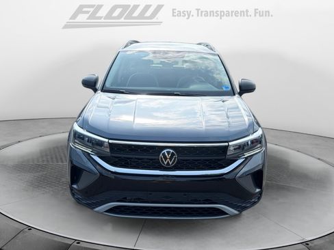 Used 2024 Volkswagen Taos S AWD/4WD image 2