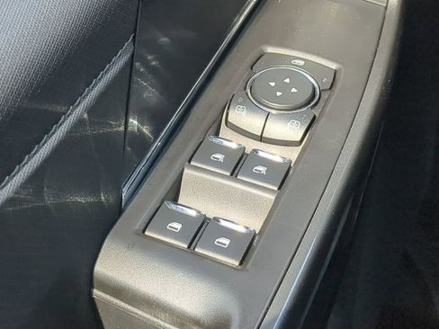 Certified 2022 Ford F150 XLT w/ Equipment Group 302A High image 22