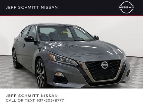 Certified 2022 Nissan Altima 2.0 SR image 1