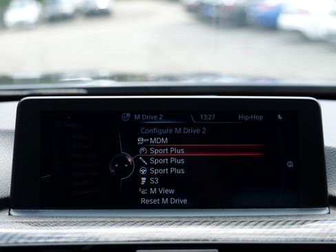 Used 2015 BMW M4 2dr Cpe image 29