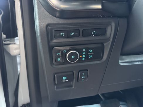 Certified 2023 Ford F150 Lariat w/ Equipment Group 502A High image 29