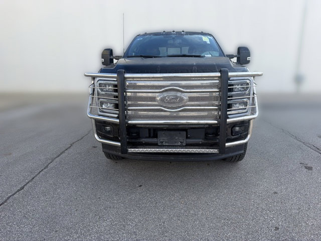 Used 2025 Ford F250 King Ranch w/ FX4 Off-Road Package AWD/4WD image 14