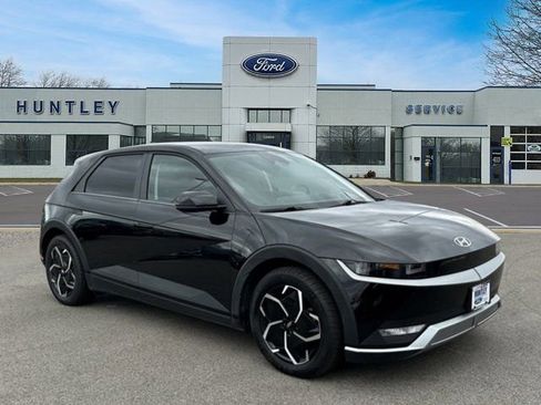 Used 2024 Hyundai Ioniq 5 SEL image 3