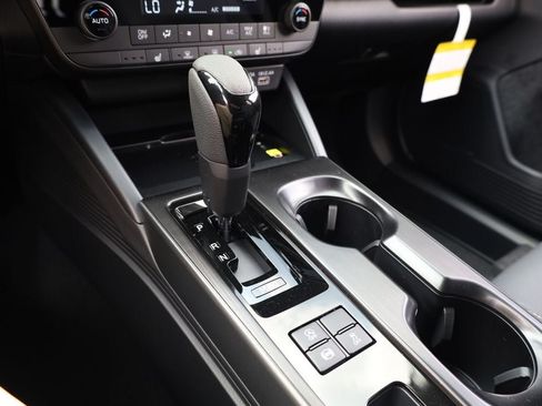 New 2026 Subaru Outback Limited AWD/4WD image 15