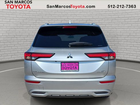 Used 2023 Mitsubishi Outlander SEL AWD/4WD image 7
