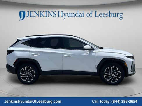 New 2026 Hyundai Tucson Limited AWD/4WD image 3