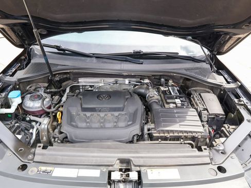 Used 2022 Volkswagen Tiguan SE R-Line AWD/4WD image 31