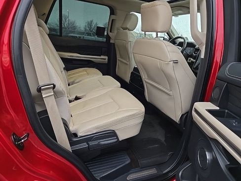 Used 2022 Ford Expedition Platinum image 29