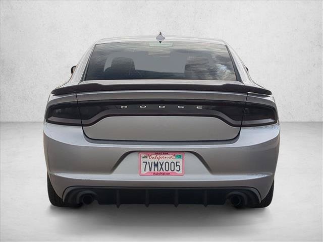 Used 2017 Dodge Charger SXT RWD image 7