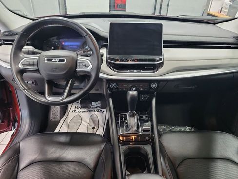 Used 2022 Jeep Compass Limited image 36