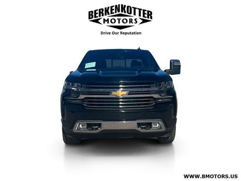 Used 2020 Chevrolet Silverado 1500 High Country w/ Technology Package AWD/4WD image 7