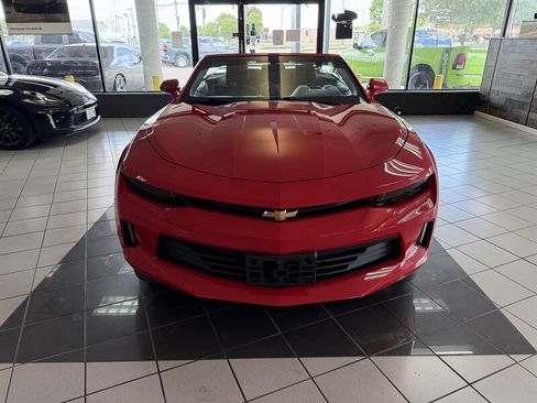 Used 2016 Chevrolet Camaro LT RWD image 3