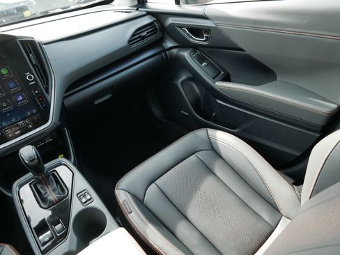 Certified 2025 Subaru Crosstrek 2.5i Limited w/ Popular Package #3A image 11