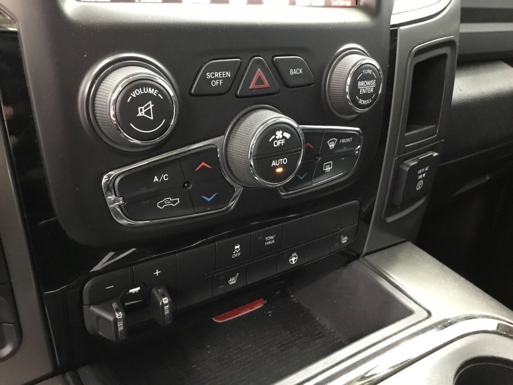 Used 2018 RAM 1500 Sport w/ Sport Premium Group AWD/4WD image 31