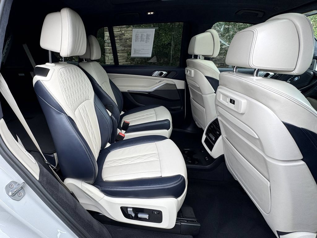 Used 2019 BMW X7 xDrive40i w/ Premium Package AWD/4WD image 41
