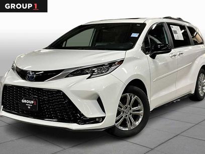 Used 2023 Toyota Sienna XSE