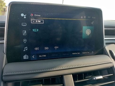 Used 2023 Chevrolet Tahoe Z71 image 32